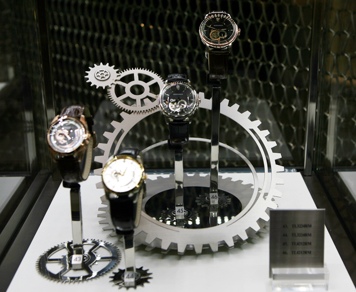In March 2014, Romanson watches are on display at the world's biggest watch and jewelry exhibition, Baselworld. (photo courtesy of Romanson)