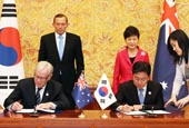 كوريا وأستراليا توقعان رسميا اتفاقية التجارة الحرة