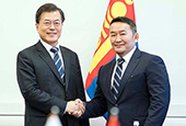 محادثات القمة بين كوريا ومنغوليا(سبتمبر في عام 2017)