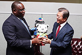 محادثات القمة بين كوريا والسنغال(سبتمبر 2017)