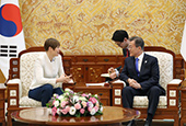 محادثات القمة بين كوريا وإستونيا(فبراير 2018)