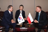 محادثات المقة بين كوريا وبولندا(سبتمبر 2019)