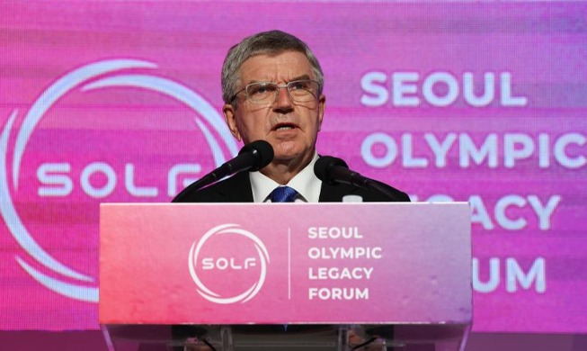 باخ رئيس اللجنة الأولمبية الدولية أولمبياد سيئول هو إرث، ومثال لكل البطولات