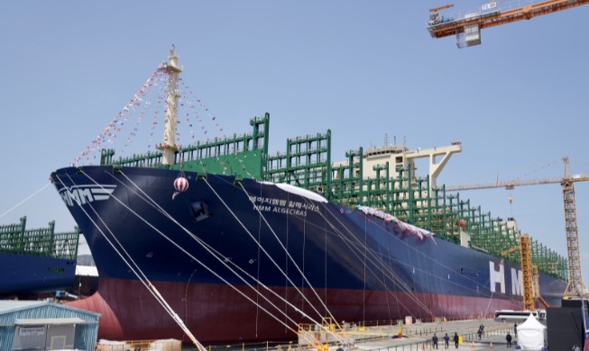 كوريا الجنوبية تفوز بنصف طلبات بناء السفن العالمية في يناير