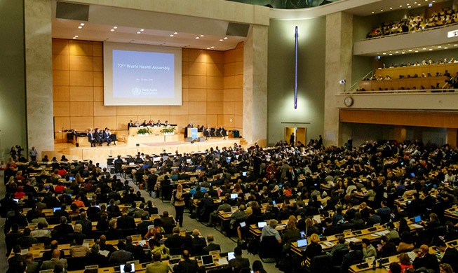 الرئيس الكوري الجنوبي يلقي خطابا رئيسيا في جمعية الصحة العالمية