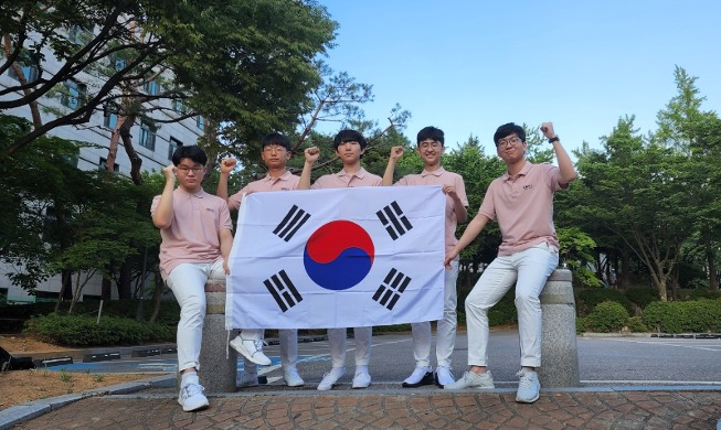جمهورية كوريا تحتل المرتبة الثانية في أولمبياد الفيزياء الدولي