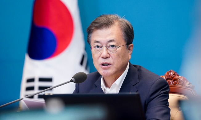 crop_20200630_President Moon Jae-in speaks during a meeting of his senior secretaries.jpg
