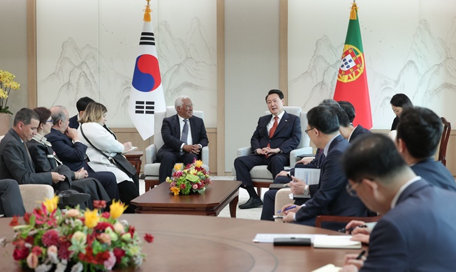 رئيس الوزراء البرتغالي يزور كوريا لأول مرة منذ 39 عاما
