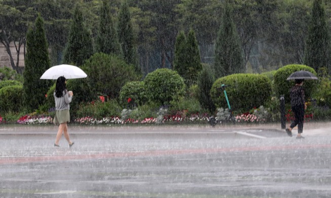 [كوريا في صورة] أمطار بعد الظهر تخفف حرارة الصيف