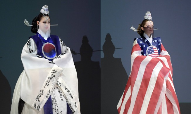 رويترز تغطي الفعاليات الثقافية الخاصة باحتفالات الذكرى السبعين للتحالف الكوري الأمريكي