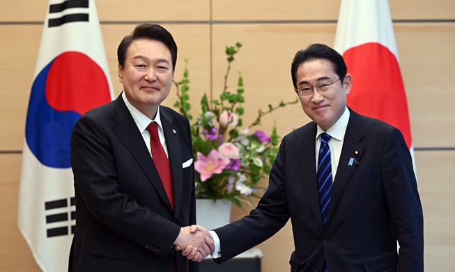 انعقاد قمة كورية يابانية في السابع من الشهر الجاري بيونغسان...بداية فعلية للدبلوماسية المكوكية