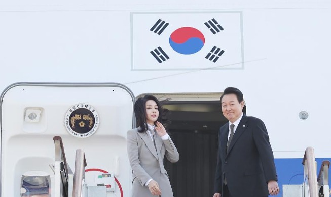 الرئيس يون يصل إلى طوكيو... لقاء قمة ومأدبة عشاء مساء اليوم بين كوريا الجنوبية واليابان