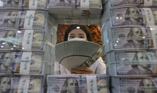 احتياطي النقد الأجنبي لكوريا الجنوبية يسجل رقماً قياسياً بـ458.6 مليار دولار في يوليو