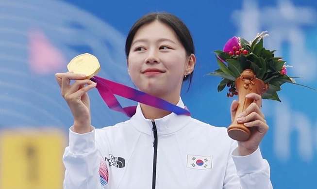 اختيار السباح كيم وو-مين والرامية ليم سي-هيون كأفضل لاعبي كوريا الجنوبية في دورة ألعاب هانغتشو الآسيوية