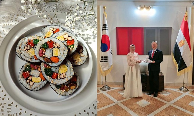 مقابلة مع ثريا جمال حول مقابلتها مع سفير جمهورية كوريا لدى مصر كيم يونج-هيون (المراسلة الفخرية)