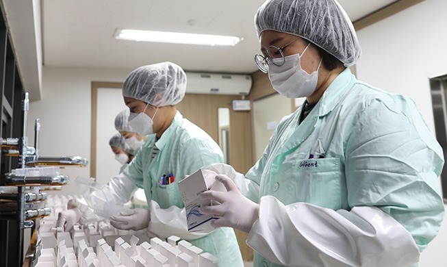 [شركات كورية تكافح فيروس 19 تنفتح على العالم] (3) شركة سولجينت تقود صناعة مجموعة أدوات التشخيص الطبي عالميا