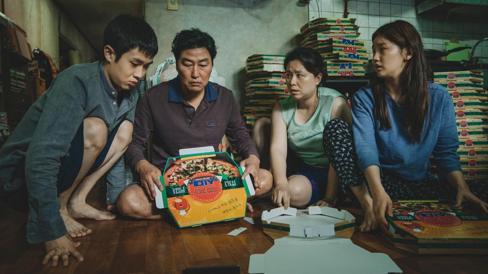 ﻿الفيلم الكوري ’الطفيلي‘ للمخرج بونغ جون-هو احتل المركز الأول في ’قائمة نيويورك تايمز لأفضل 100 فيلم في القرن الحادي والعشرين‘. (الصورة من شركة سي جيه إي إن إم)