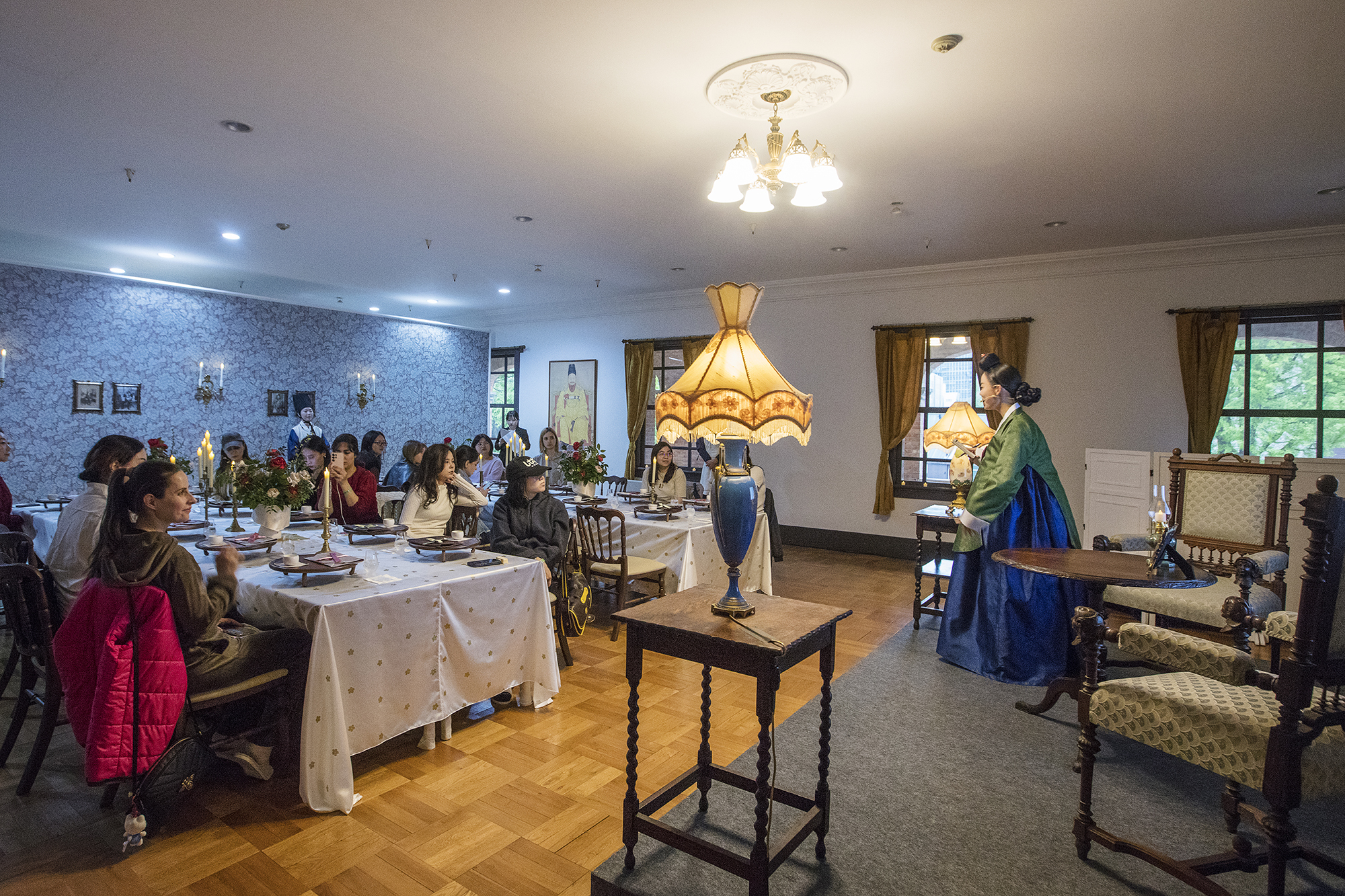 فعالية &rsquo;مائدة الإمبراطور&lsquo; التي أُقيمت في قصر دوكسو في أبريل من العام الماضي.