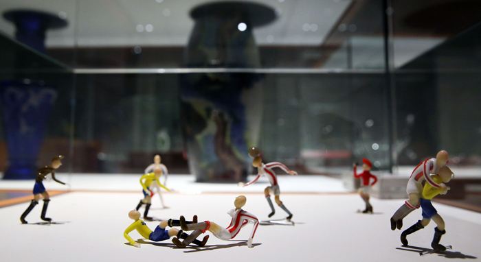 Figures 'Czechoslovakia Vs. Sweden' by Jaroslav Brychta (1895-1971) 