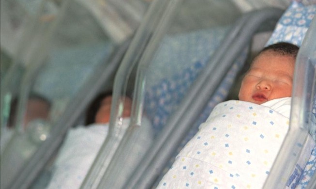 متوسط العمر المتوقع لمواليد كوريين 2024 يصل إلى مستوى قياسي عند 83.7 عاما