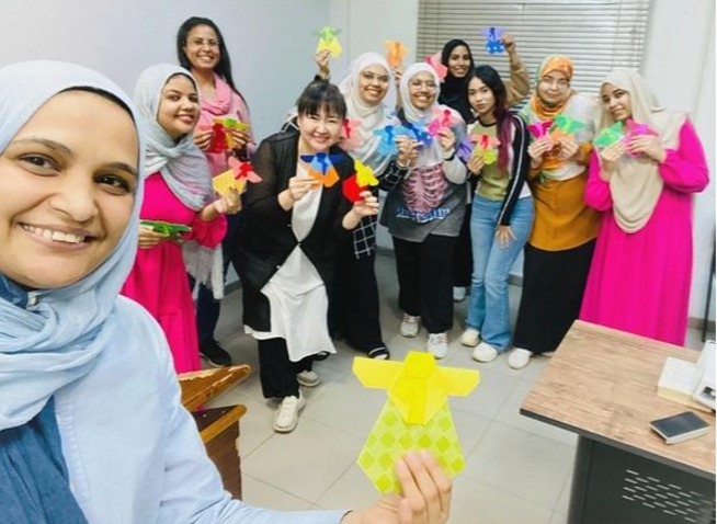 الهانبوك الكوري: تجربة فنية ثقافية جديدة بمكتبة مصر العامة بالأقصر (المراسلة الفخرية)