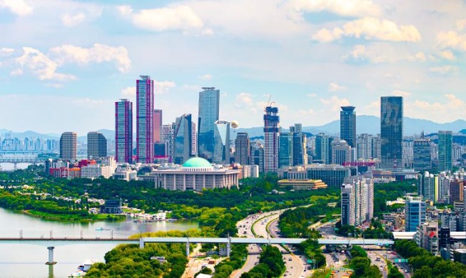 منظمة التعاون الاقتصادي والتنمية ترفع توقعات نمو الاقتصاد الكوري إلى 2.6%.. الأعلى ارتفاعًا بين دول مجموعة العشرين