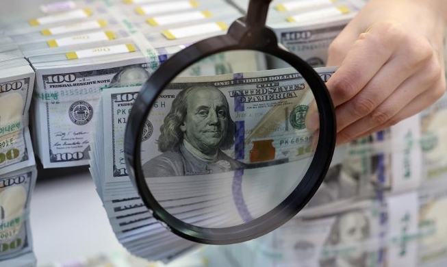 تخفيف قيود العملات الأجنبية… وتعديلات مرنة على ’نظام سلامة الصرف‘