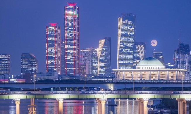 [حصاد 2025] ④ الاقتصاد الكوري يعزز الثقة والقدرة التنافسية رغم تباطؤ النمو