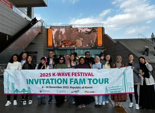 الحضارة الكورية بين الماضي والحاضر: استكشاف التراث الكوري خلال جولة ك ويڤ 2025 (المراسلة الفخرية)