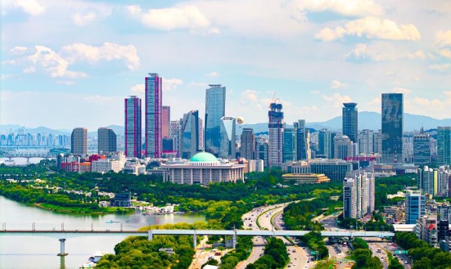صندوق النقد الدولي وبنك التنمية الآسيوي يرفعان توقعات نمو الاقتصاد الكوري إلى 2.6% خلال العام الجاري