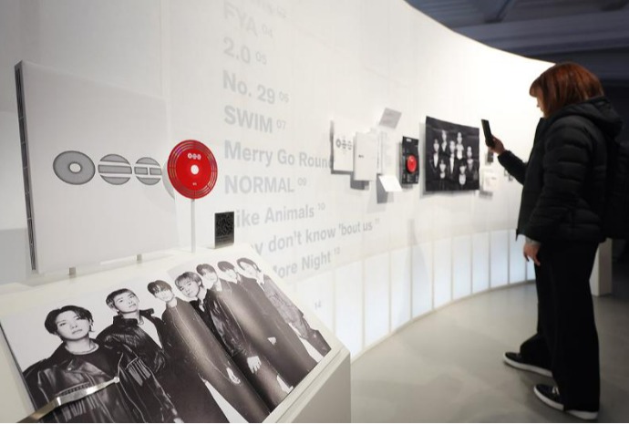 فرقة بي تي إس تصدر ألبومها الكامل الخامس ’أريرانغ‘