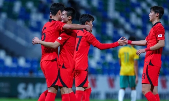 المنتخب الكوري تحت سن 23 يفوز ببطولة غرب آسيا لكرة القدم