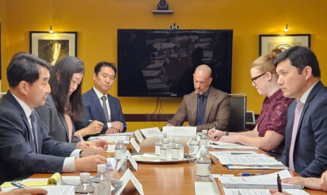 كوريا والولايات المتحدة تتفقان على إنشاء مكتب لتأشيرات الشركات الكورية في السفارة الأمريكية لدى سيئول