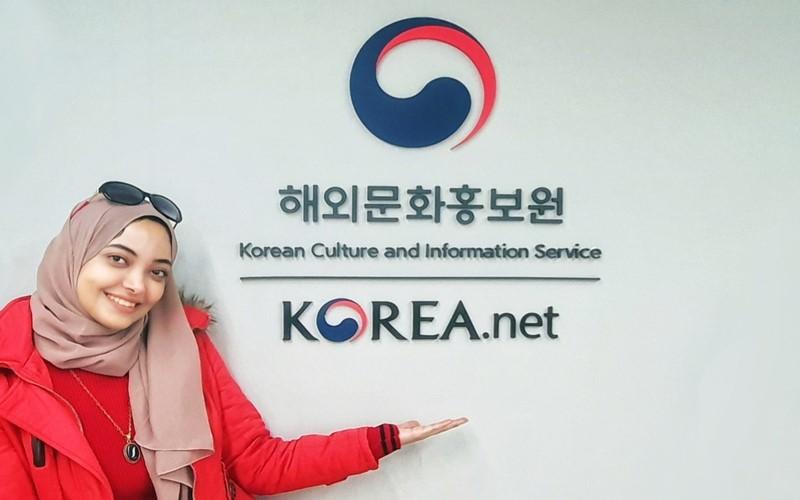 من داخل مكتب كوريا نت، صورة لطالما حلمت بالحصول عليها حتى من قبل انضمامي للمراسلين (الصورة من آلاء عاطف)