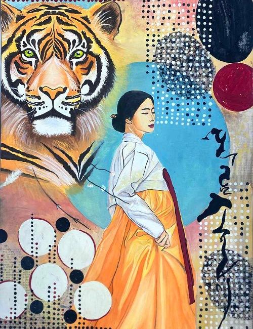 تظهر الصورة اللوحة التي قامت نغم مجدي برسمها فهي تحتوى على رسم لحيوان النمر وفتاة ترتدى الهانبوك اللبس الكوري التقليدي (الصورة من نغم مجدي وتم اخذ الأذن منها لاستخدامها في المقال)