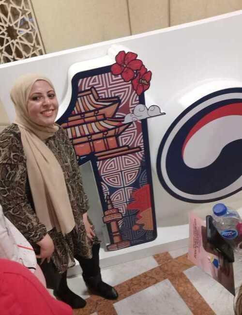 الصورة تظهر شعار ذكرى مرور عشر سنوات على افتتاح المركز الثقافي الكوري بمصر.