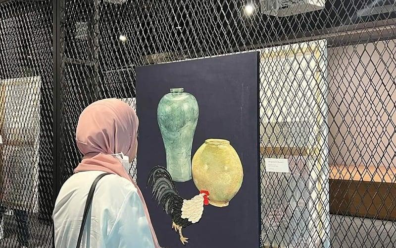 جزء من معرض حديقة من ورق في الإمارات الصورة من المركز الثقافي الكوري مع الإذن.