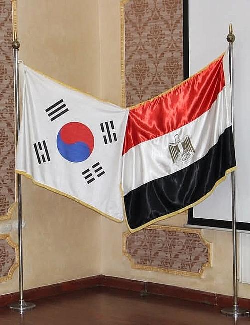 الصورة من حدث تم بواسطة الوكالة الكورية للتعاون الدولي بمصر حيث تبرز الاندماج الثقافي بين البلدين. (الصورة من الصفحة الرسمية لكويكا مصر على الفيسبوك)