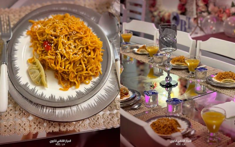 الصورة توضح فقرة بوفيه الغذاء نولدز خضار مع الماندو (الصورة من زينب)