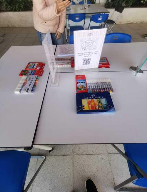 صورة للأوان المستخدمة في ورشة تلوين صور من القصص الشعبية الكورية وروابط مشاهدة القصص على اليوتيوب- (الصورة من أمنيه أمير)