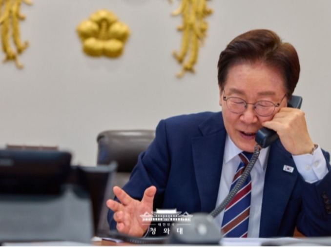 الرئيس لي يهنئ رئيس الوزراء التايلاندي أنوتين على إعادة انتخابه