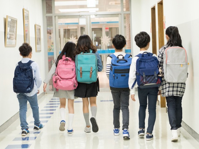 مدينة غيمبو رائدة في توفير فرص تعليم متساوية للأطفال الأجانب