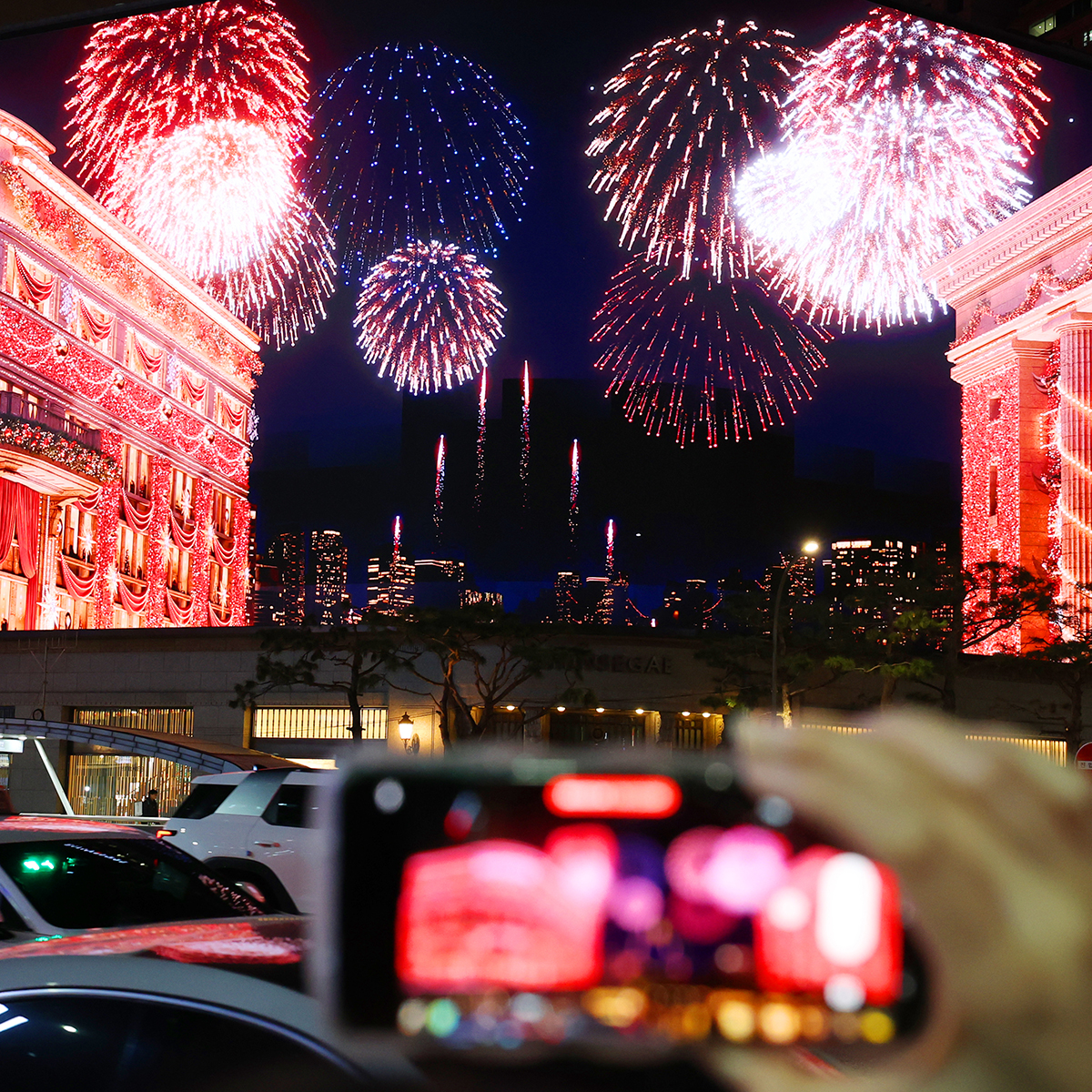 Shinsegae Square Media facade show