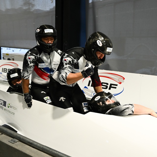 1st four-man bobsled medal at World Cup 🥉